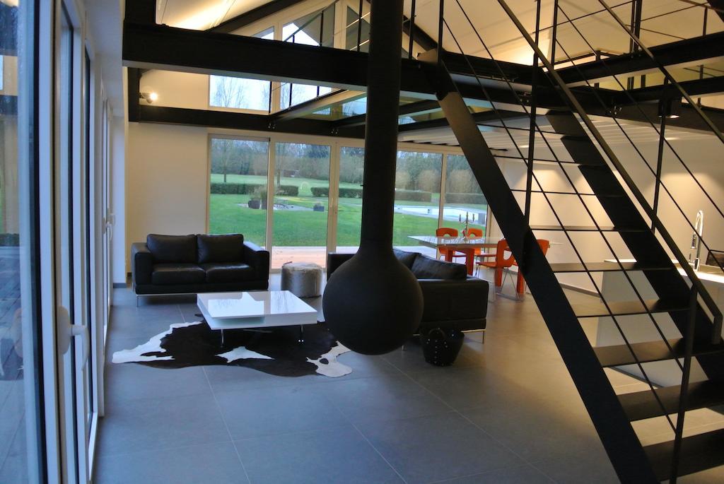 La Maison Contemporaine Намюр Стая снимка